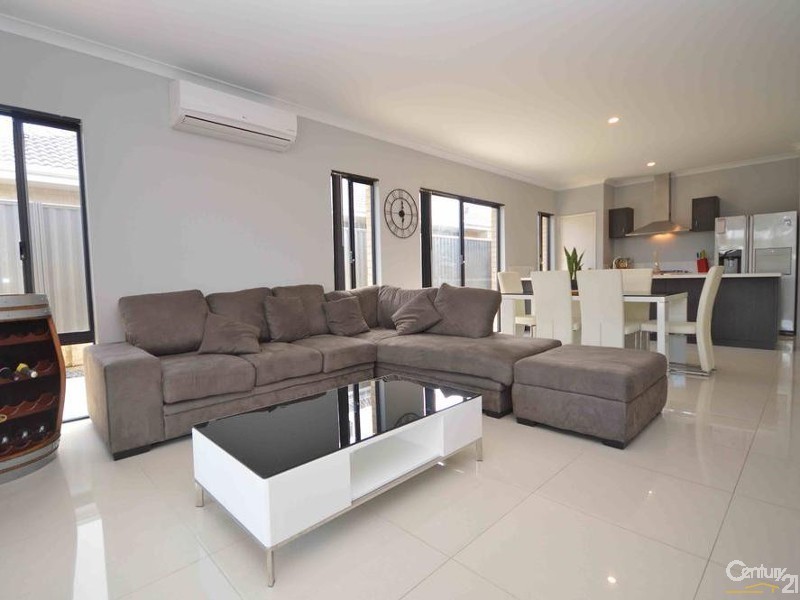 10 Rubens Circuit, Baldivis WA 6171