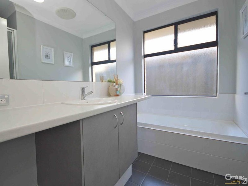 10 Rubens Circuit, Baldivis WA 6171