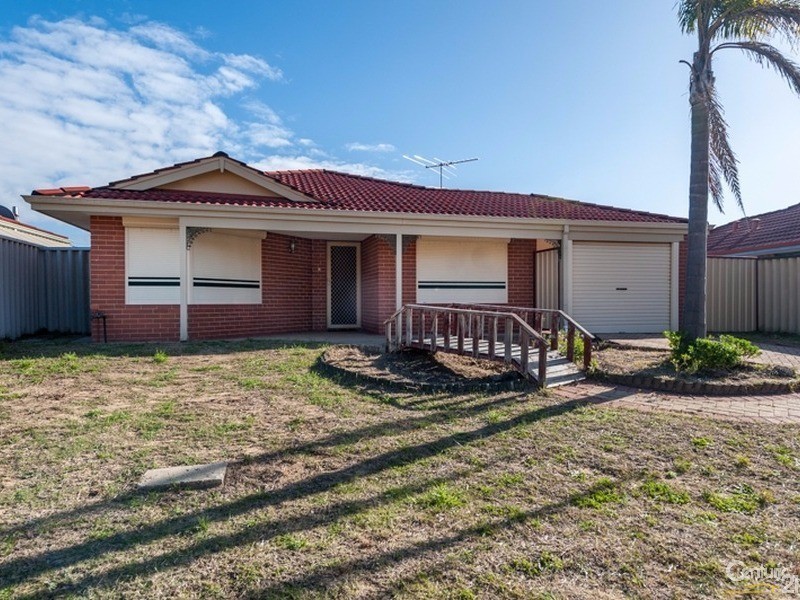 8 Hillcrest Court, Port Kennedy WA 6172