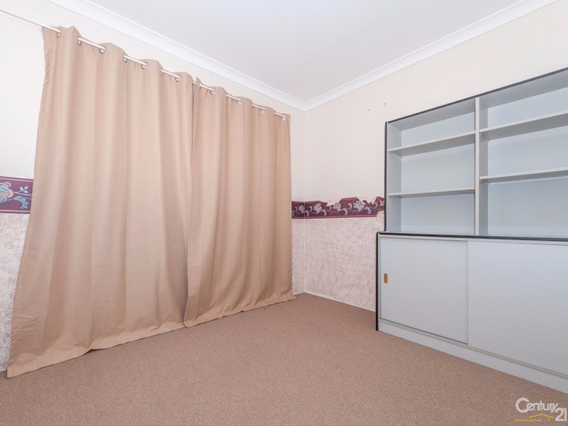 8 Hillcrest Court, Port Kennedy WA 6172