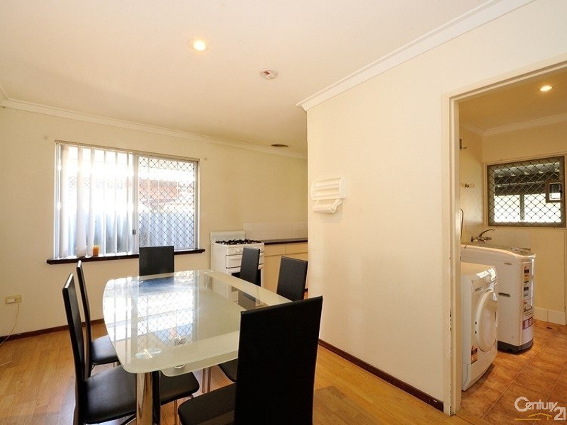 5 Nowranie Place, Hillman WA 6168