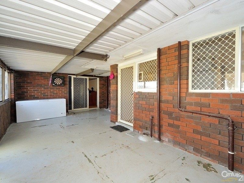 5 Nowranie Place, Hillman WA 6168