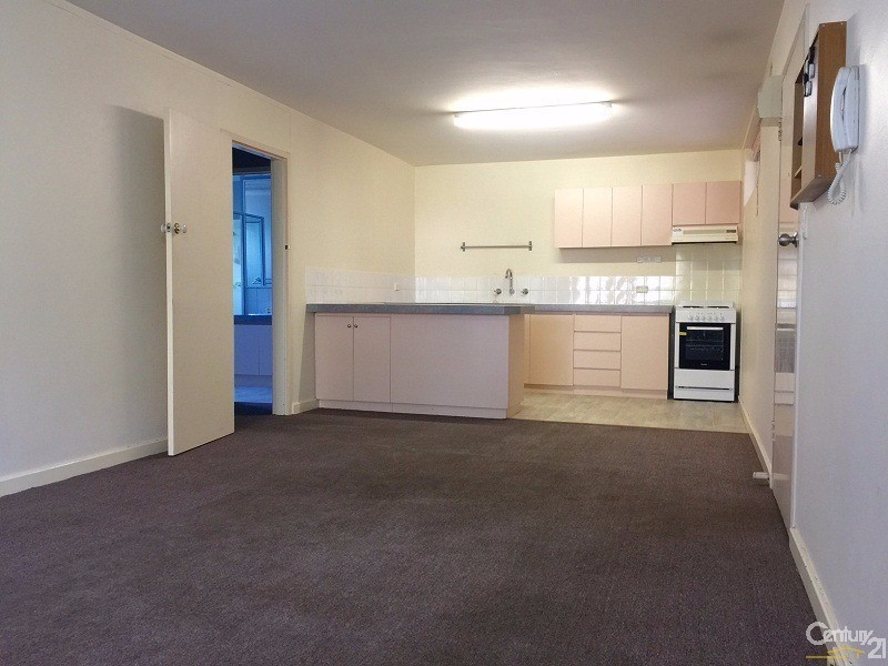 18/2 Pengilly Road, Orelia WA 6167