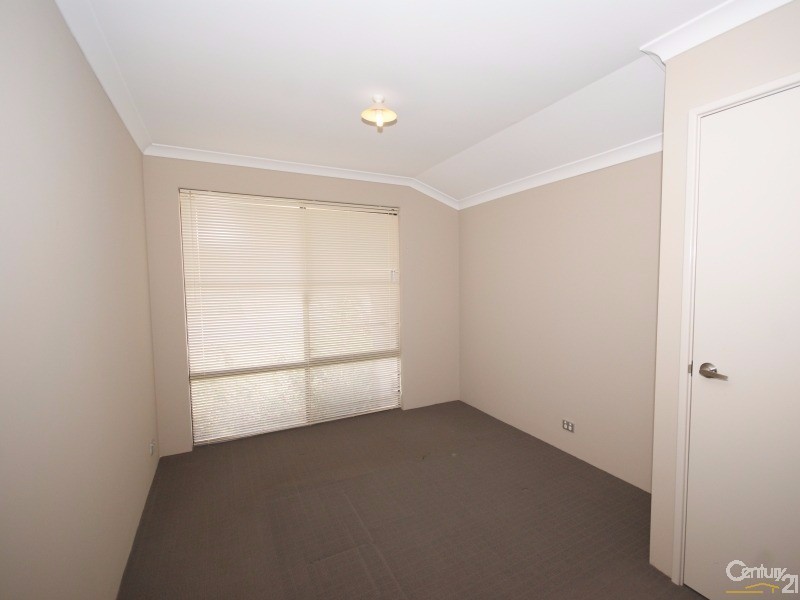 7 Buttermere Approach, Waikiki WA 6169