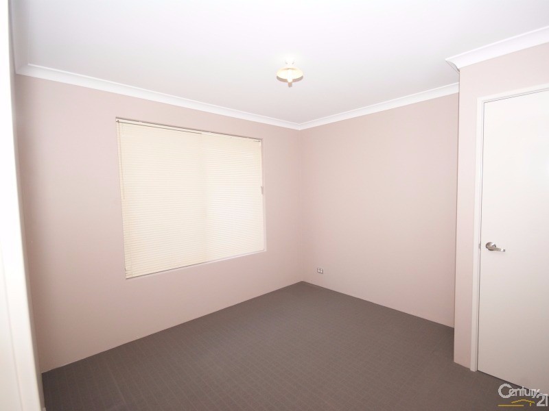 7 Buttermere Approach, Waikiki WA 6169