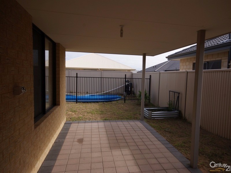 7 Buttermere Approach, Waikiki WA 6169