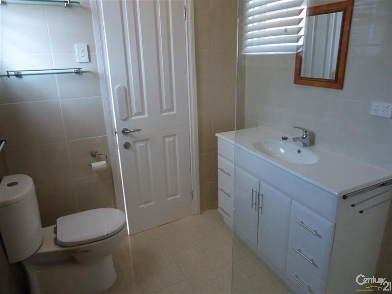 28 Grover Way, Medina WA 6167