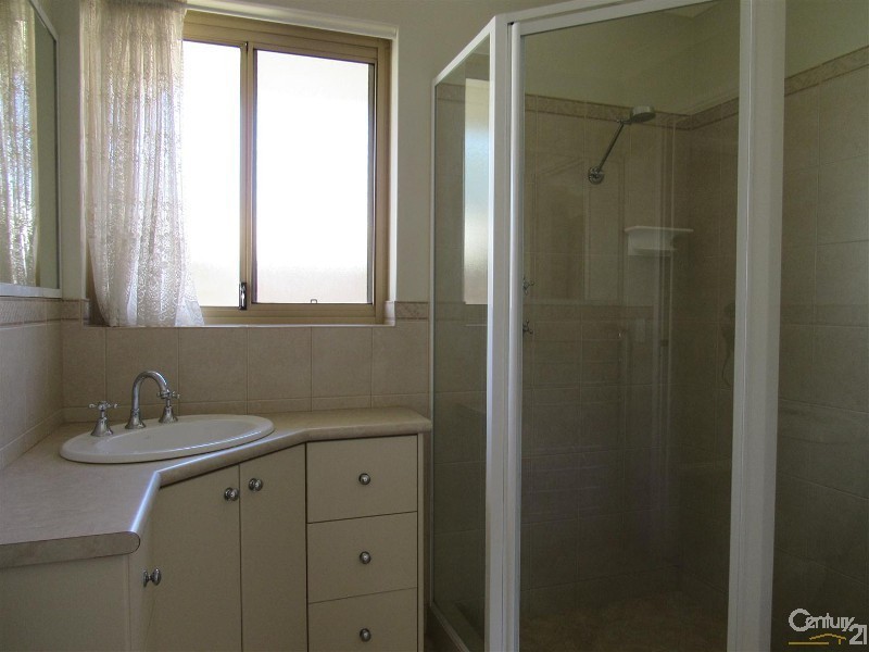 11 Torcross Street, Warnbro WA 6169