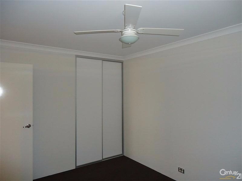 54 Sellafield Bend, Waikiki WA 6169