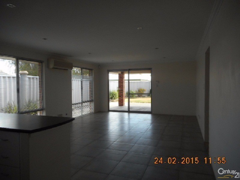 13 Grado Lane, Port Kennedy WA 6172