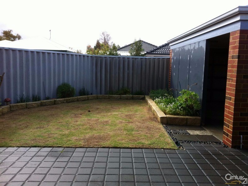 13 Grado Lane, Port Kennedy WA 6172