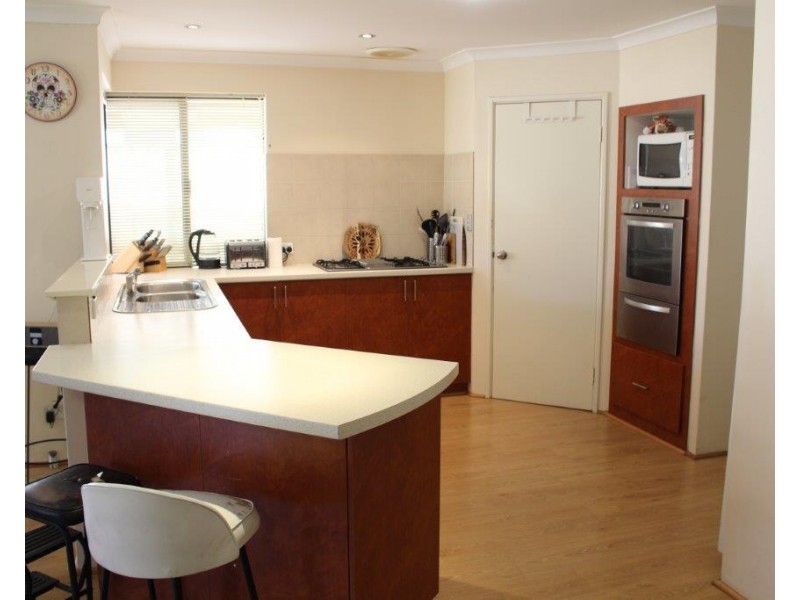 7 Wittecarra Crescent, Port Kennedy WA 6172