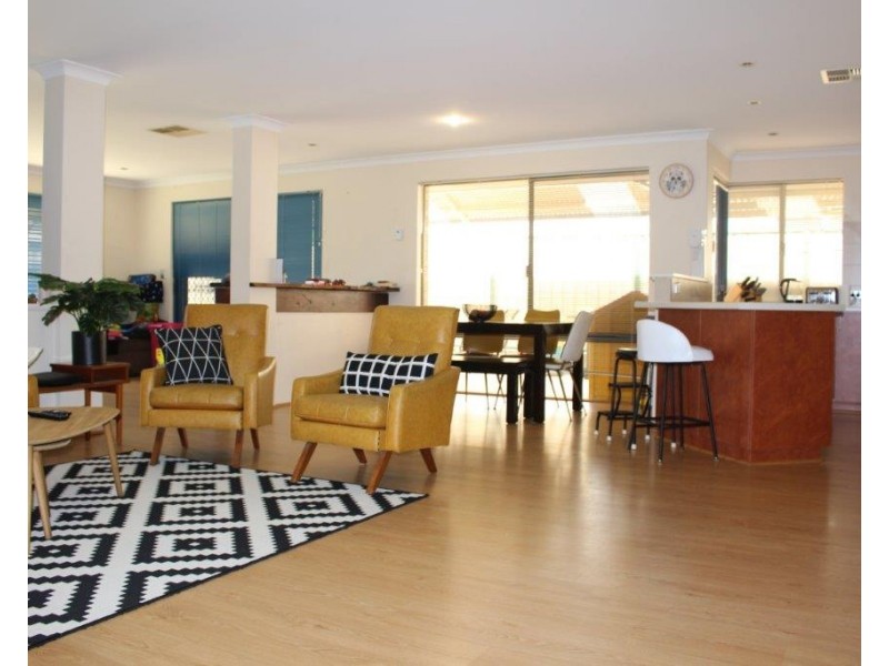 7 Wittecarra Crescent, Port Kennedy WA 6172