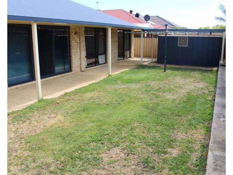 7 Wittecarra Crescent, Port Kennedy WA 6172