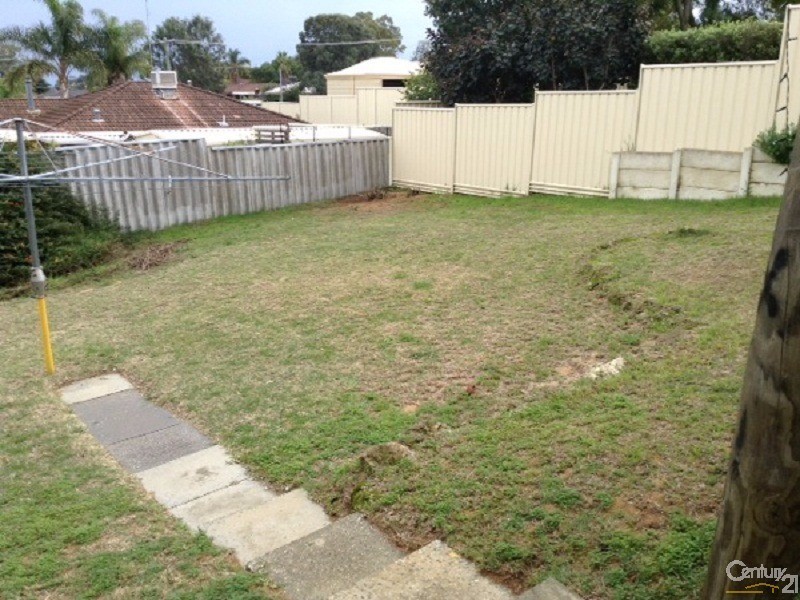 133 Parmelia Avenue, Parmelia WA 6167