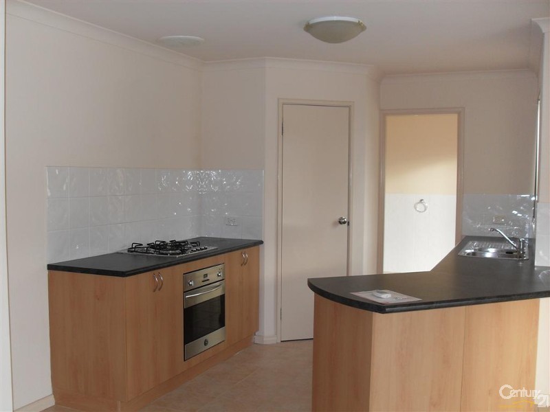 77 Montoro Drive, Port Kennedy WA 6172