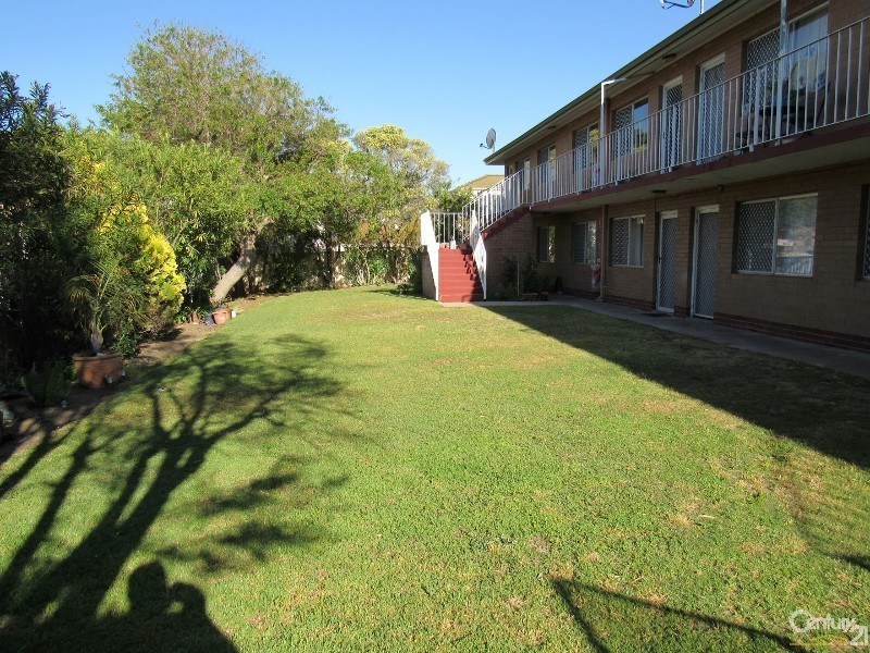 4/10-12 Harrison Street, Rockingham WA 6168