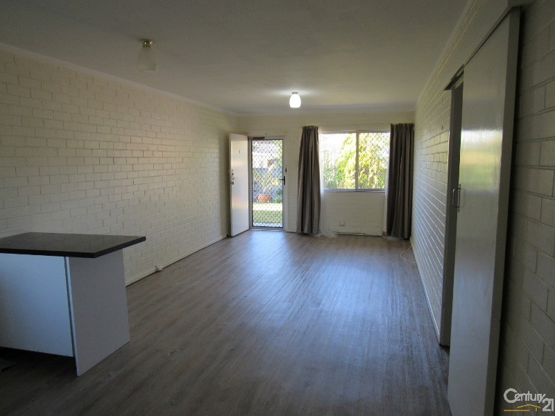 4/10-12 Harrison Street, Rockingham WA 6168