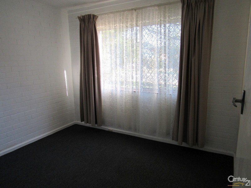 4/10-12 Harrison Street, Rockingham WA 6168