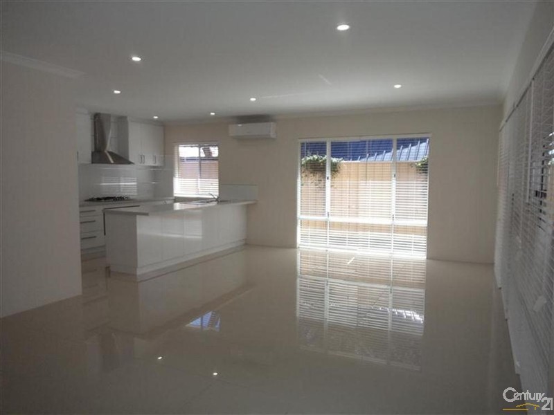 50A Saw Avenue, Rockingham WA 6168