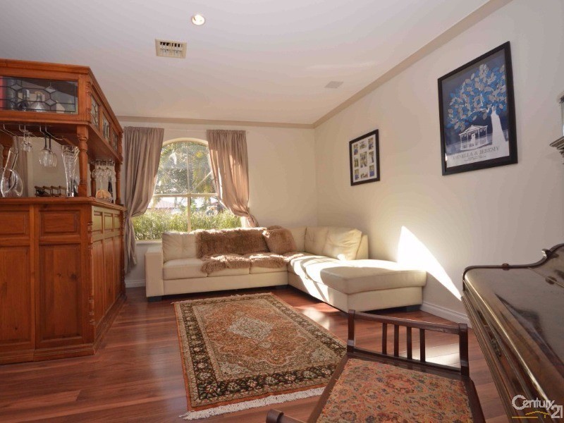 5 St Clair Place, Cooloongup WA 6168
