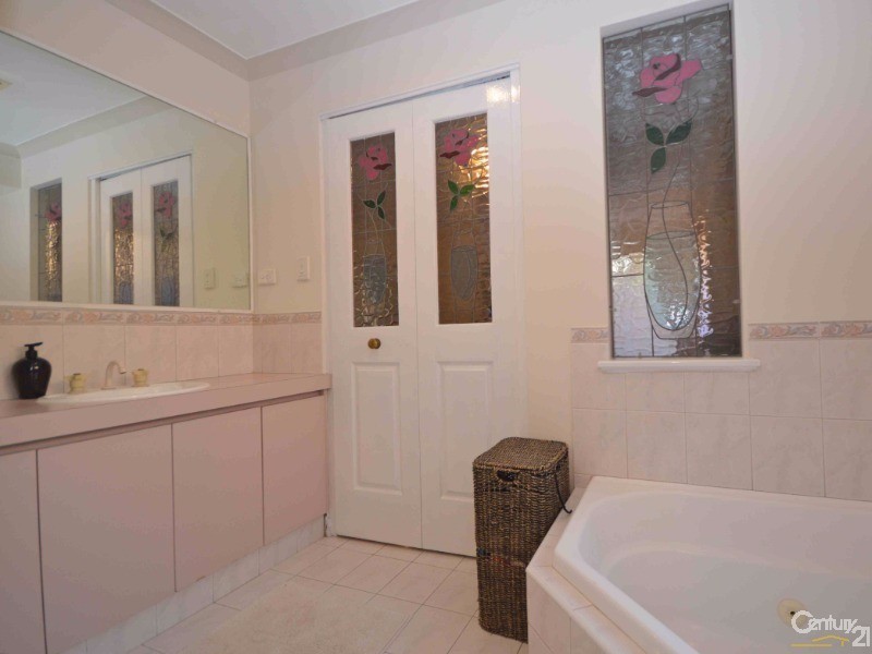 5 St Clair Place, Cooloongup WA 6168