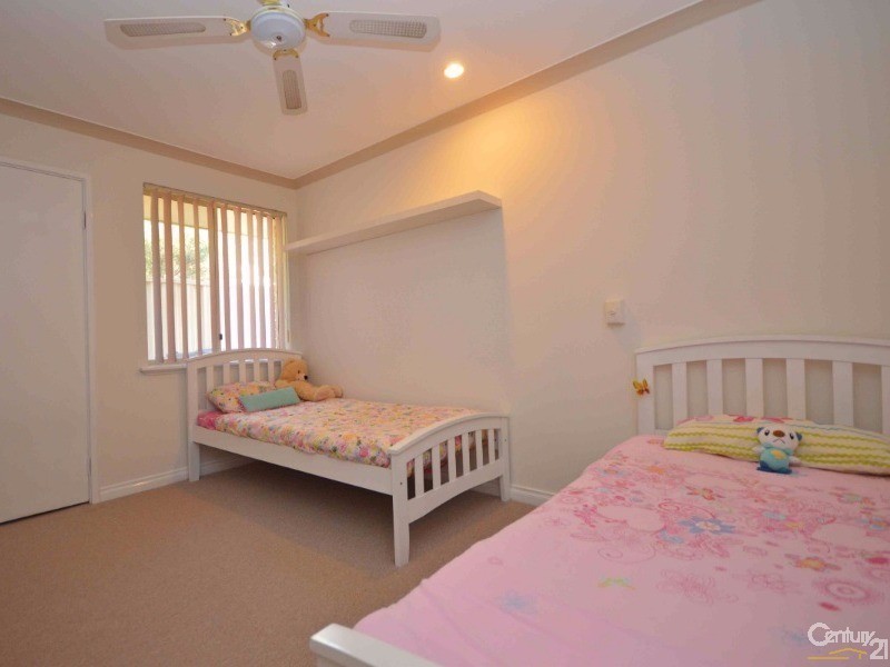 5 St Clair Place, Cooloongup WA 6168