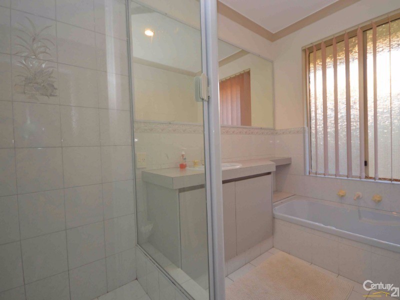 5 St Clair Place, Cooloongup WA 6168