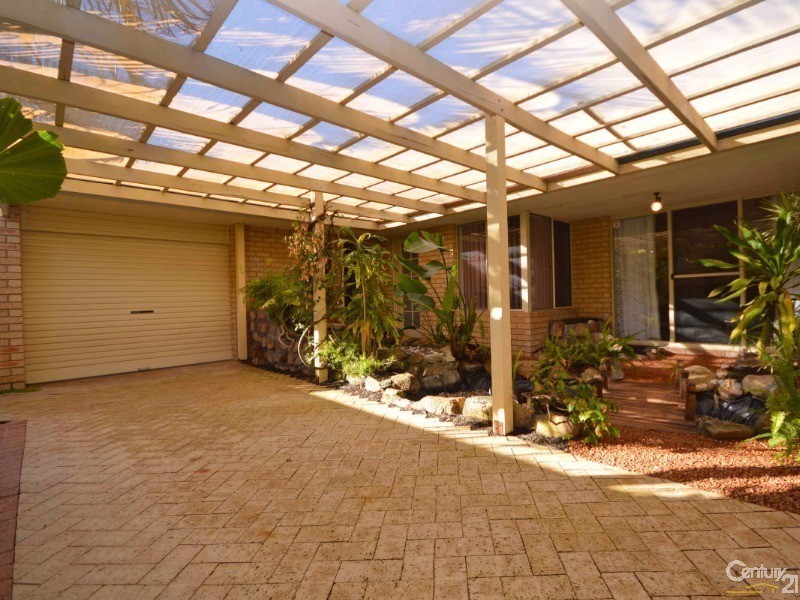5 St Clair Place, Cooloongup WA 6168