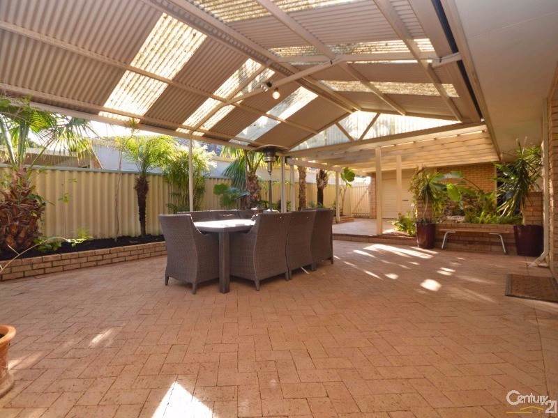 5 St Clair Place, Cooloongup WA 6168