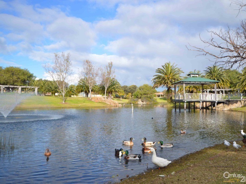 5 St Clair Place, Cooloongup WA 6168