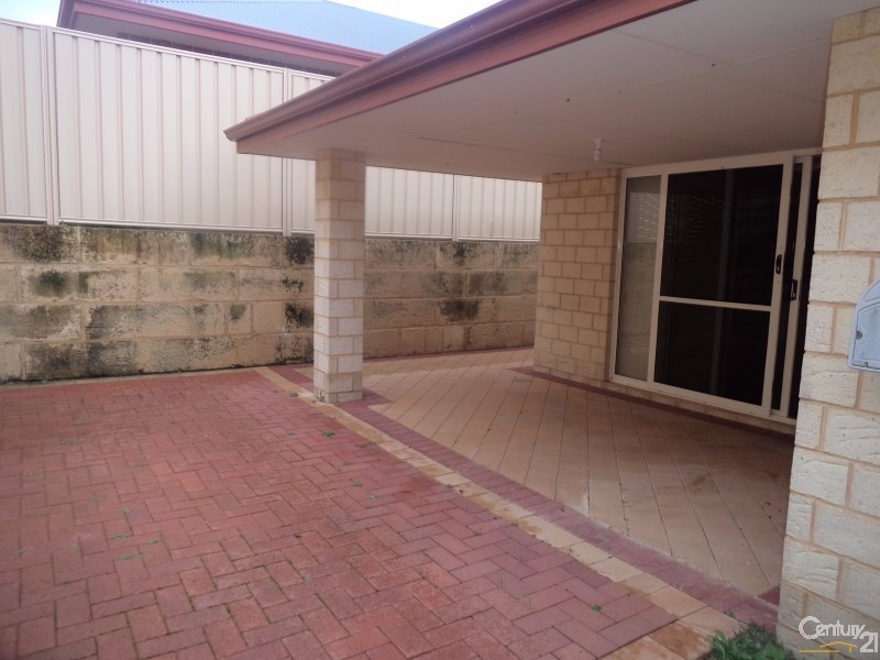 8 Borthwick Place, Orelia WA 6167