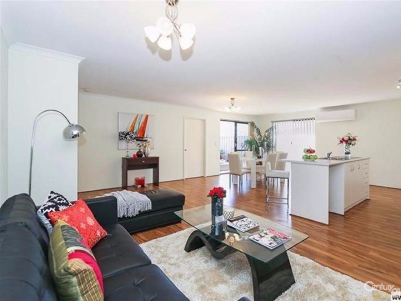 37 Sapphire Chase, Wellard WA 6170