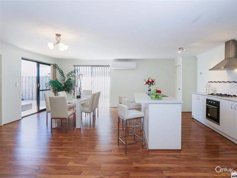 37 Sapphire Chase, Wellard WA 6170