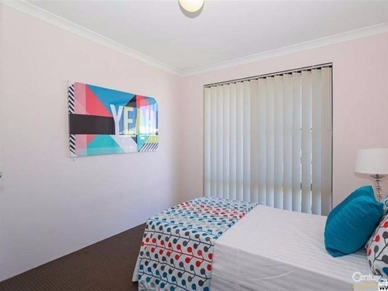 37 Sapphire Chase, Wellard WA 6170