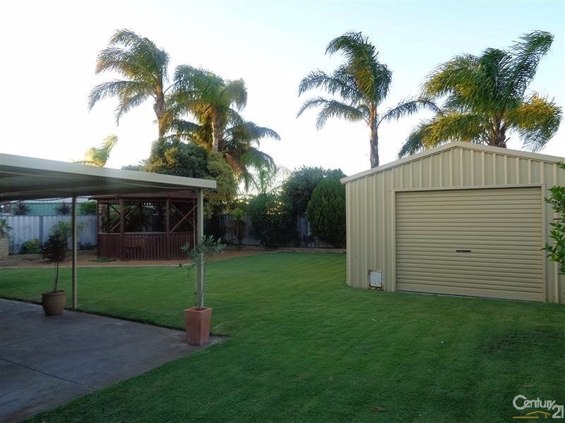 7 Gidgi Way, Waikiki WA 6169