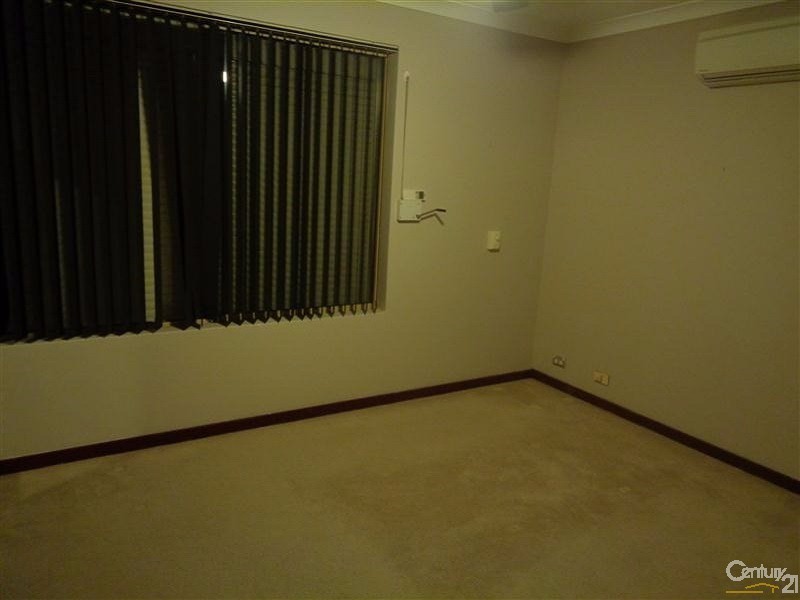 7 Gidgi Way, Waikiki WA 6169