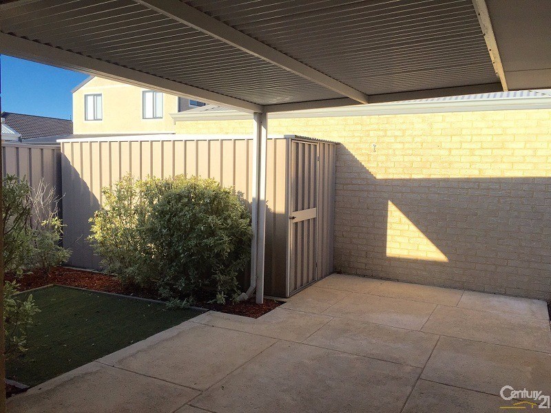 94 Waterfront Parkway, Shoalwater WA 6169