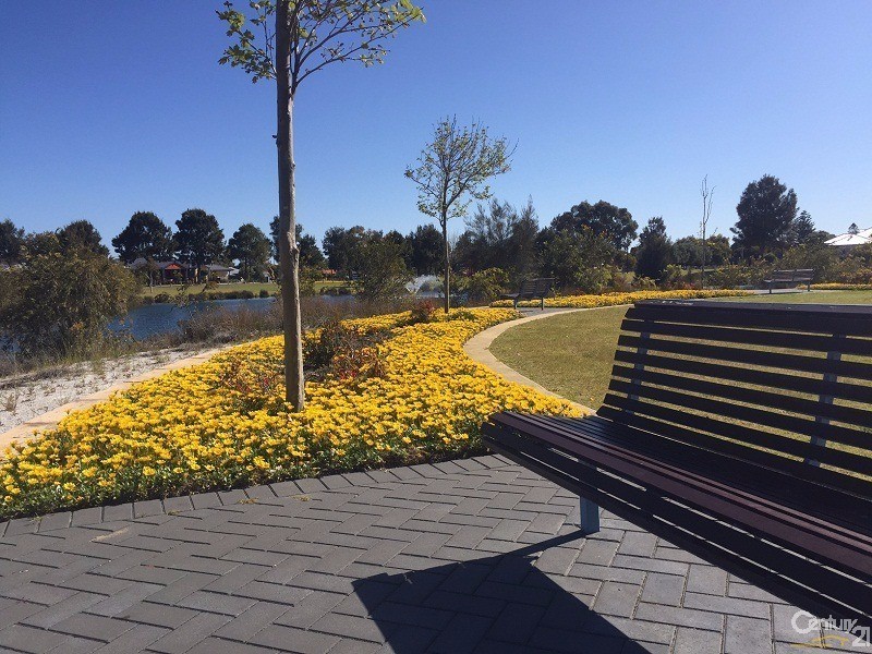 94 Waterfront Parkway, Shoalwater WA 6169