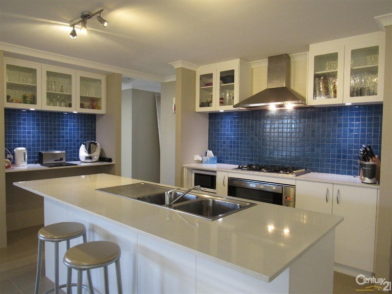 20 Buttermere Approach, Waikiki WA 6169