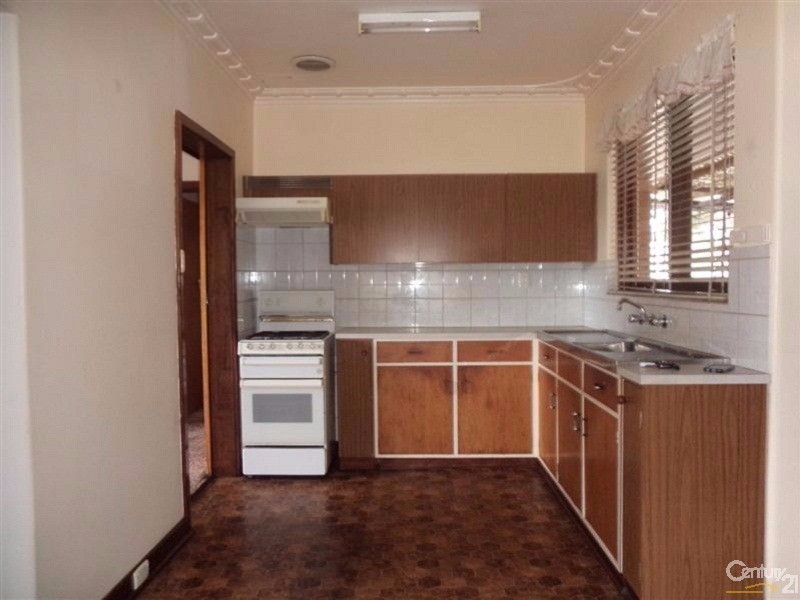 154 Parkin Street, Rockingham WA 6168