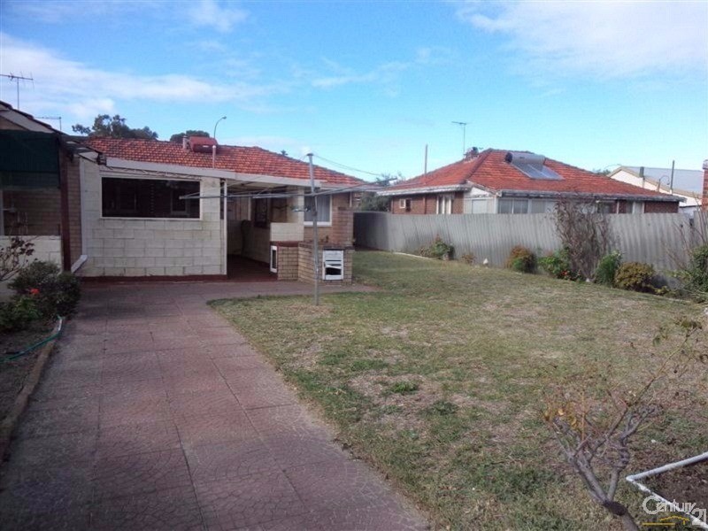 154 Parkin Street, Rockingham WA 6168