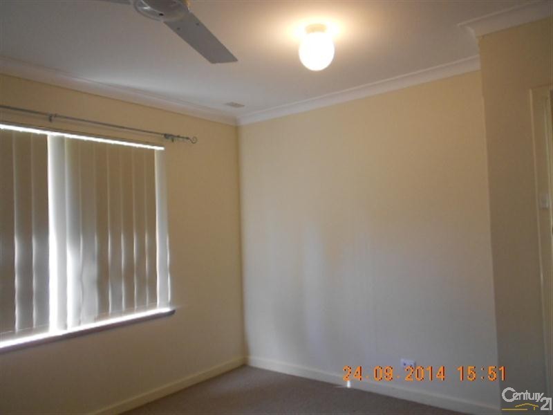 13 Julia Street, Safety Bay WA 6169