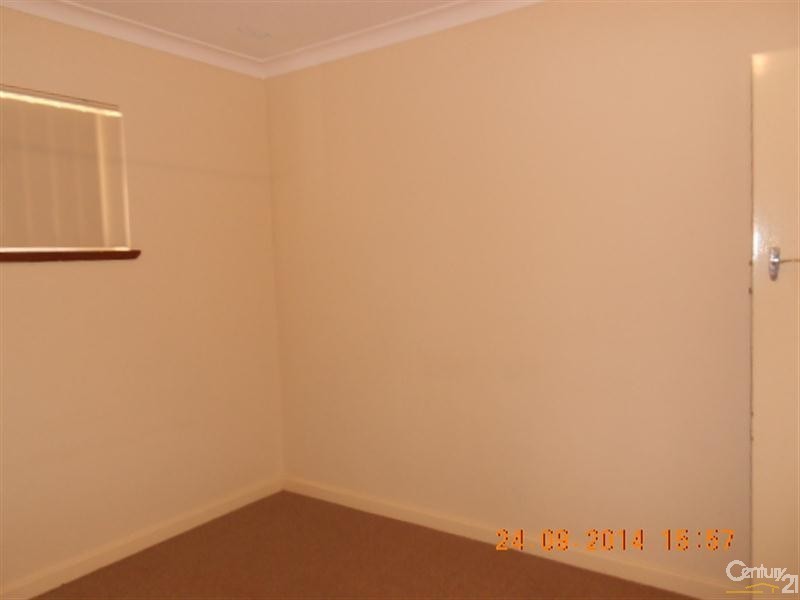 13 Julia Street, Safety Bay WA 6169