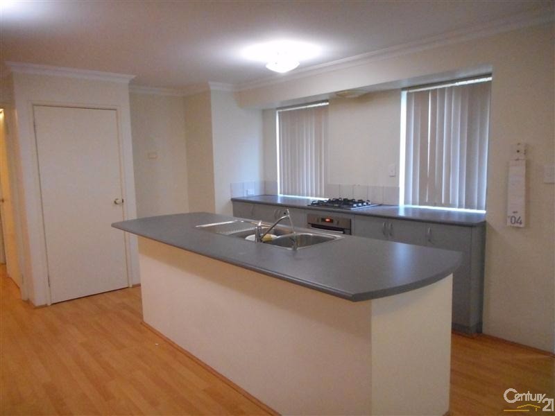 80 Fisher Street, Rockingham WA 6168