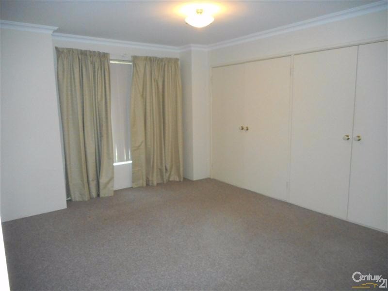 80 Fisher Street, Rockingham WA 6168