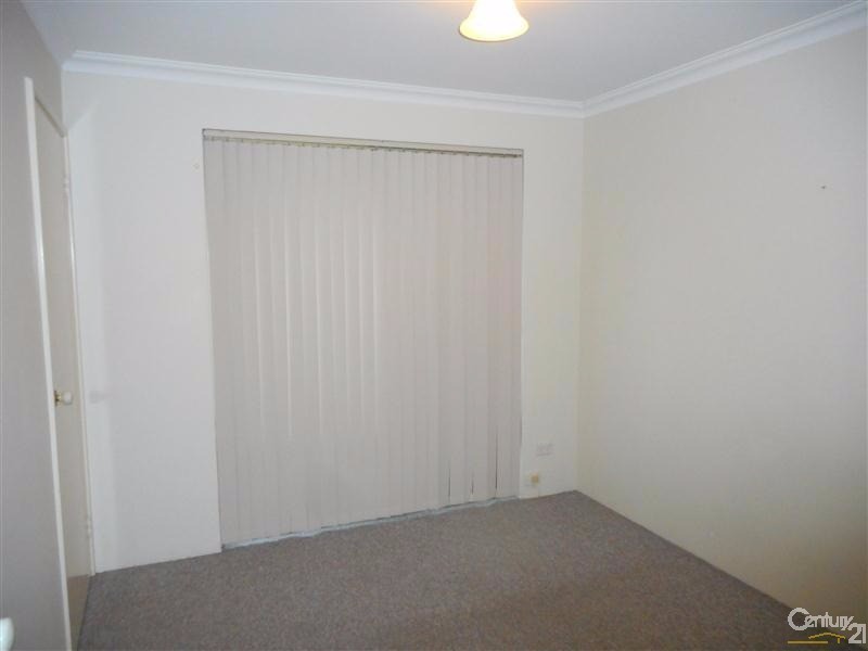 80 Fisher Street, Rockingham WA 6168