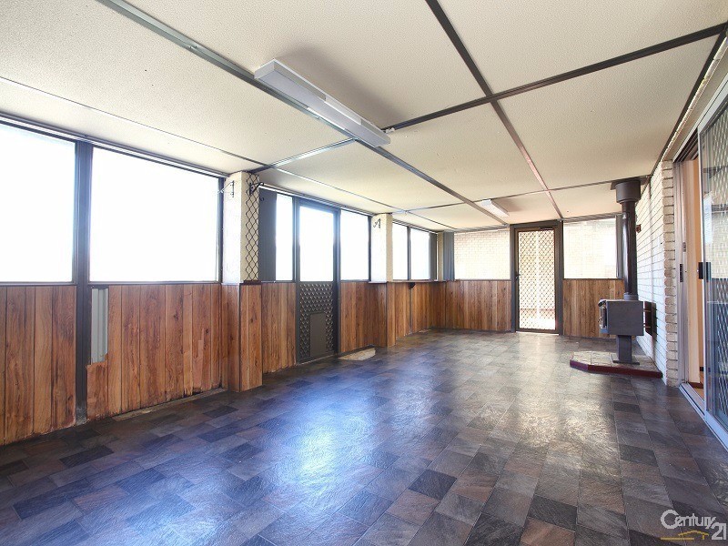 22 Cambridge Crescent, Cooloongup WA 6168