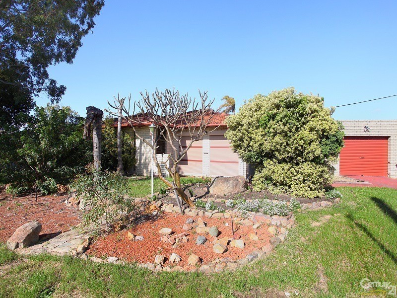 22 Cambridge Crescent, Cooloongup WA 6168