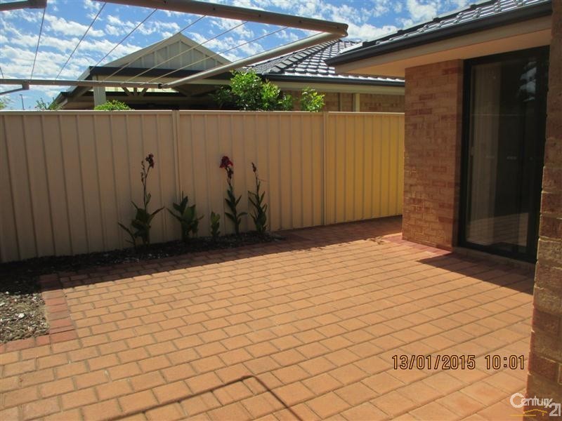 3/21 La Manche Avenue, Port Kennedy WA 6172